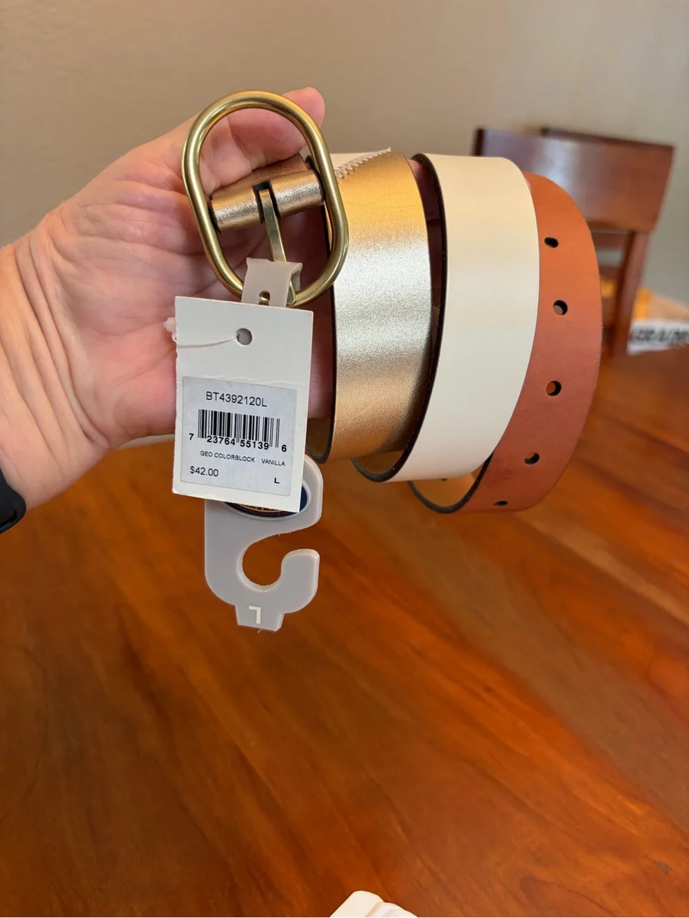 Fossil Belt Geo Colorblock Vanilla Size Large NWT